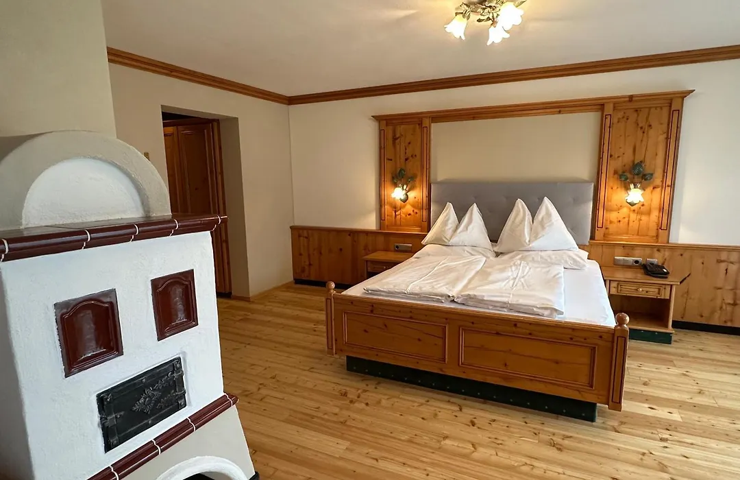 Hotel Das Urbisgut-1